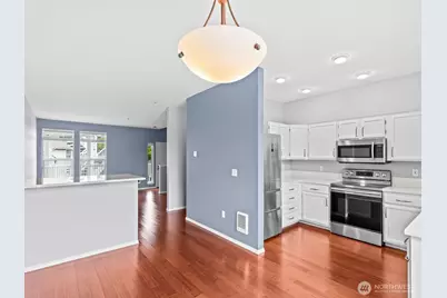 5400 Harbour Pointe Boulevard #A202, Mukilteo, WA 98275 - Photo 6
