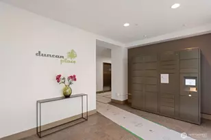 4547 8th Ave NE, Seattle, WA 98105 - Photo 4