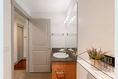 4547 8th Avenue NE #203, Seattle, WA 98105 - Photo 14