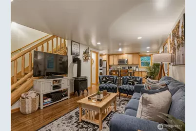 7482 Miller Way, Deming, WA 98244 - Photo 2