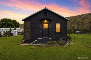28 Main St, Methow, WA 98834 - Photo 1