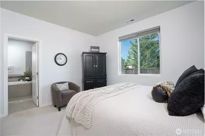386 Grennan Lane N, Enumclaw, WA 98022 - Photo 18