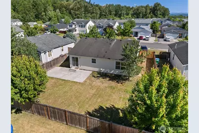 305 Nelsen Street NE, Orting, WA 98360 - Photo 24