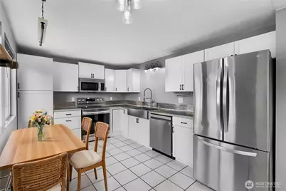 9020 13th St NE, Lake Stevens, WA 98258 - Photo 20