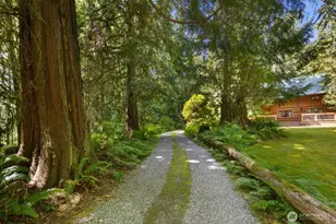 129 N Lake Roesiger Rd, Snohomish, WA 98290 - Photo 2