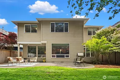 27422 SE 8th Place, Sammamish, WA 98075 - Photo 34