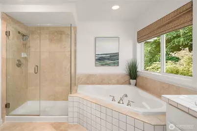 27422 SE 8th Place, Sammamish, WA 98075 - Photo 24