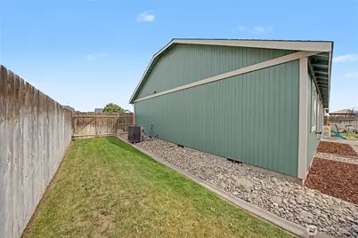526 N Kentucky Drive, Moses Lake, WA 98837 - Photo 28