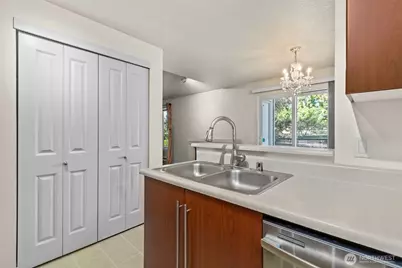 26005 106th Place SE #206, Kent, WA 98030 - Photo 16