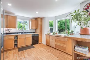 7318 E Raintree Ln, Port Orchard, WA 98366 - Photo 10