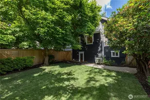 3929 Ashworth Ave N, Seattle, WA 98103 - Photo 30