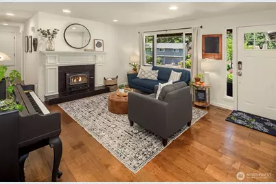 17371 NE 160th Street, Woodinville, WA 98072 - Photo 4