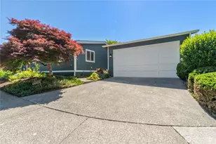 17138 117th Ct NE, Bothell, WA 98011 - Photo 2