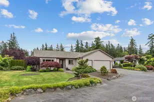 256 Scotland Dr, Camano Island, WA 98282 - Photo 2