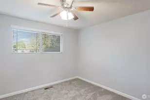 2043 NE Ridgewood Dr, Poulsbo, WA 98370 - Photo 18