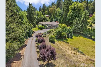 2226 35th St NW, Gig Harbor, WA 98335 - Photo 2