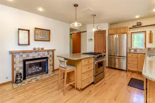 7902 Kelly Beach Rd, Olympia, WA 98513 - Photo 22