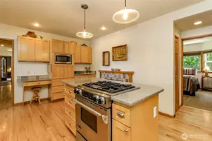 7902 Kelly Beach Rd, Olympia, WA 98513 - Photo 24