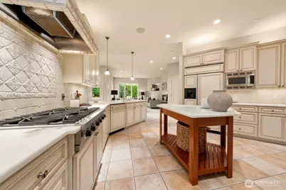 3424 97th Avenue SE, Mercer Island, WA 98040 - Photo 4