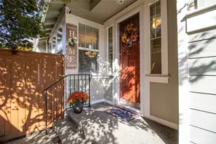 4921 Spokane Ct NE, Lacey, WA 98516 - Photo 2
