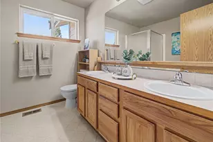 1613 Morris Ave S, Renton, WA 98055 - Photo 16