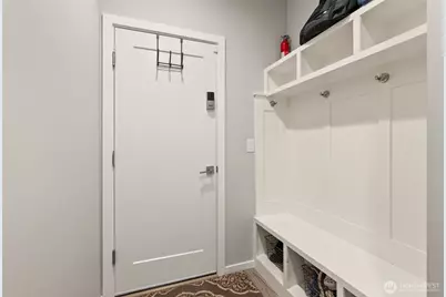 9633 S 209th Street, Kent, WA 98031 - Photo 12