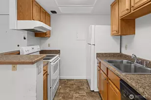 14645 NE 34th St, Bellevue, WA 98007 - Photo 8