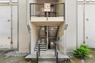 14645 NE 34th St, Bellevue, WA 98007 - Photo 2