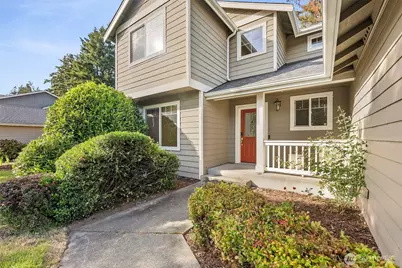 15880 104th Ave SE, Yelm, WA 98597 - Photo 2