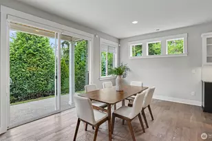 221 Shadow Ave NE, Renton, WA 98059 - Photo 14