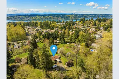 8057 118th Avenue SE, Newcastle, WA 98056 - Photo 8