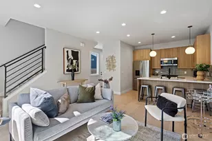 4114 NE 60th St, Seattle, WA 98115 - Photo 10