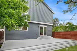 8826 41st Ave S, Seattle, WA 98118 - Photo 32