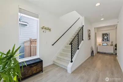 16203 27th Street E, Bonney Lake, WA 98391 - Photo 4