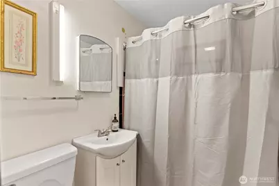 1550 Pear Lane, Rock Island, WA 98850 - Photo 10
