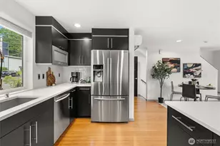2301 NE 86th St, Seattle, WA 98115 - Photo 12