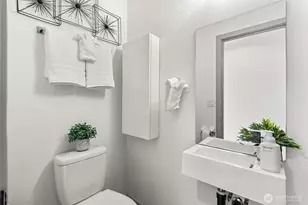 2301 NE 86th St, Seattle, WA 98115 - Photo 6
