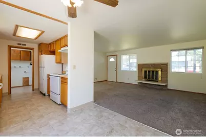 2619 SW 332nd Place, Federal Way, WA 98023 - Photo 8
