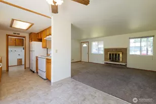 2619 SW 332nd Pl, Federal Way, WA 98023 - Photo 8