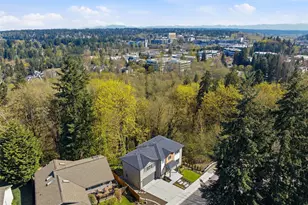 10930 NE 120th St, Kirkland, WA 98034 - Photo 38
