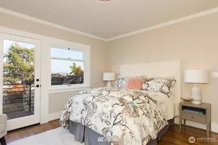2406 Bigelow Ave N, Seattle, WA 98109 - Photo 18