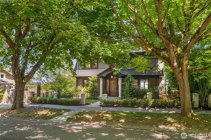 2406 Bigelow Ave N, Seattle, WA 98109 - Photo 36