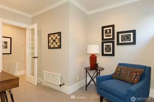 2406 Bigelow Ave N, Seattle, WA 98109 - Photo 30