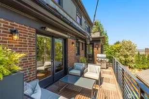 2406 Bigelow Ave N, Seattle, WA 98109 - Photo 8