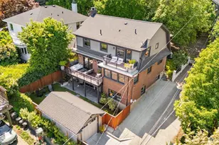 2406 Bigelow Ave N, Seattle, WA 98109 - Photo 34