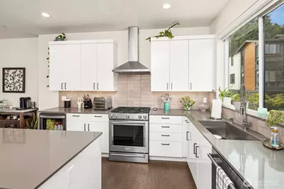 9632 NE 183rd Street #B, Bothell, WA 98011 - Photo 10