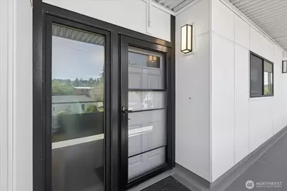 300 2nd Avenue N #2H, Edmonds, WA 98020 - Photo 4