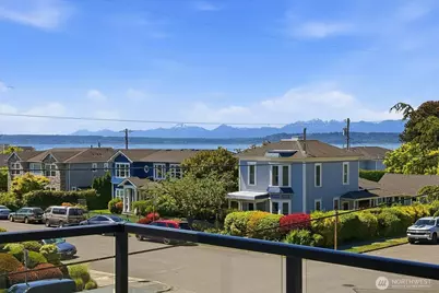 300 2nd Avenue N #2H, Edmonds, WA 98020 - Photo 32