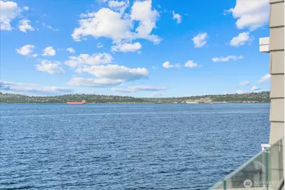 3089 Alki Avenue SW #2, Seattle, WA 98116 - Photo 32