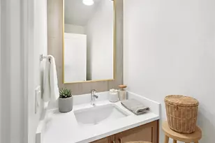 1410 B N 47th St, Seattle, WA 98103 - Photo 16